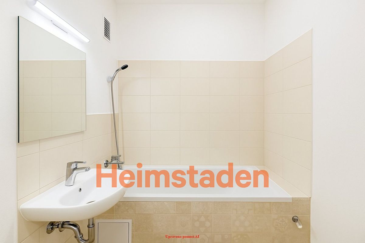 Pronájem bytu 2+1 58 m² – fotografie 4