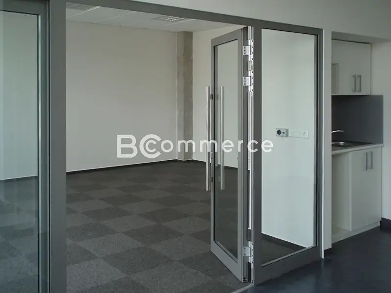 Pronájem skladového prostoru 480 m², Brno – náhled fotky 1