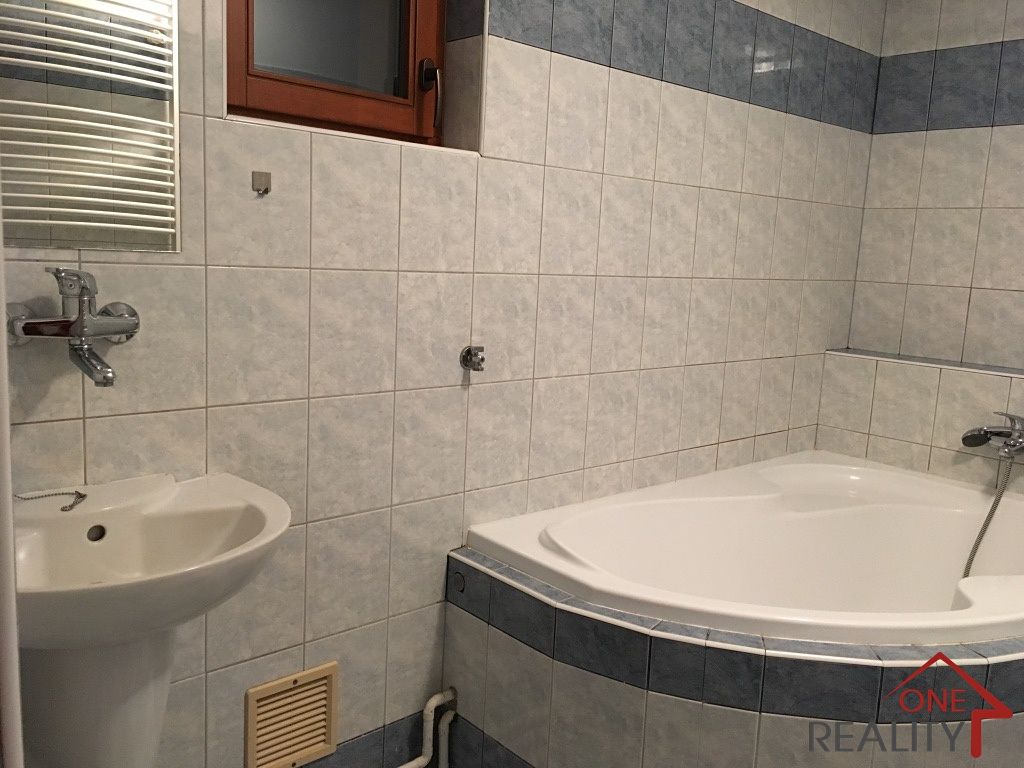Pronájem bytu 3+kk 68 m² – fotografie 3