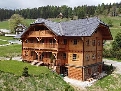 Prodej  vícegeneračního domu 370 m², pozemek 1 100 m²