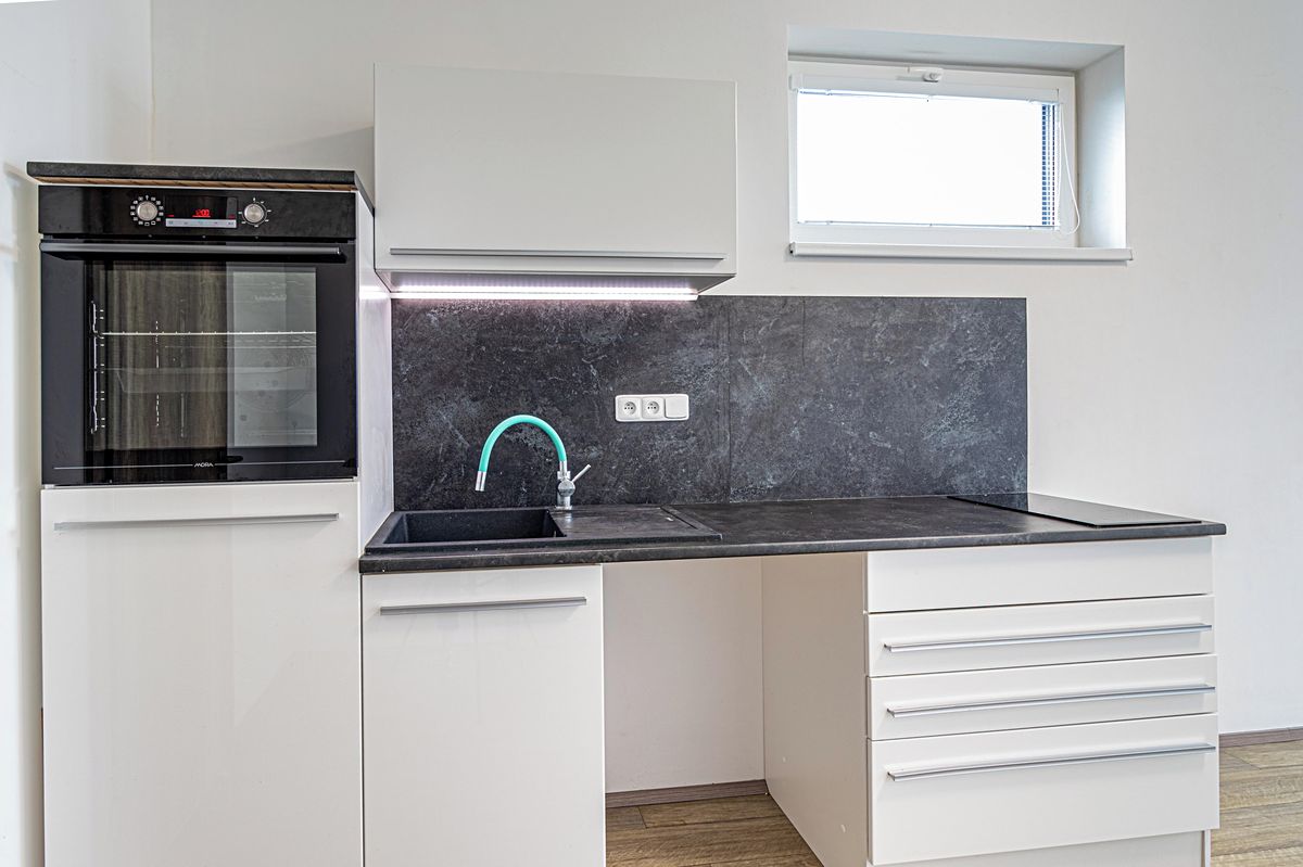 Pronájem bytu 1+kk 29 m² – fotografie 4