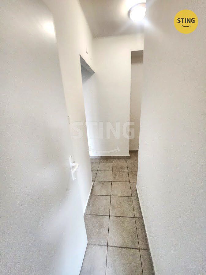 Pronájem bytu 2+1 52 m² – fotografie 4