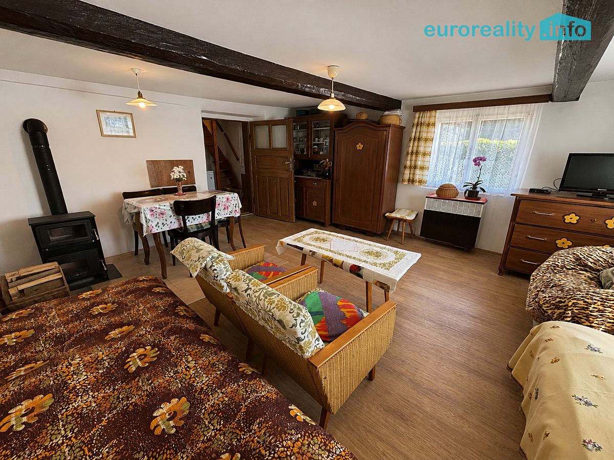 Prodej rodinného domu 77 m², pozemek 278 m² – fotografie 5