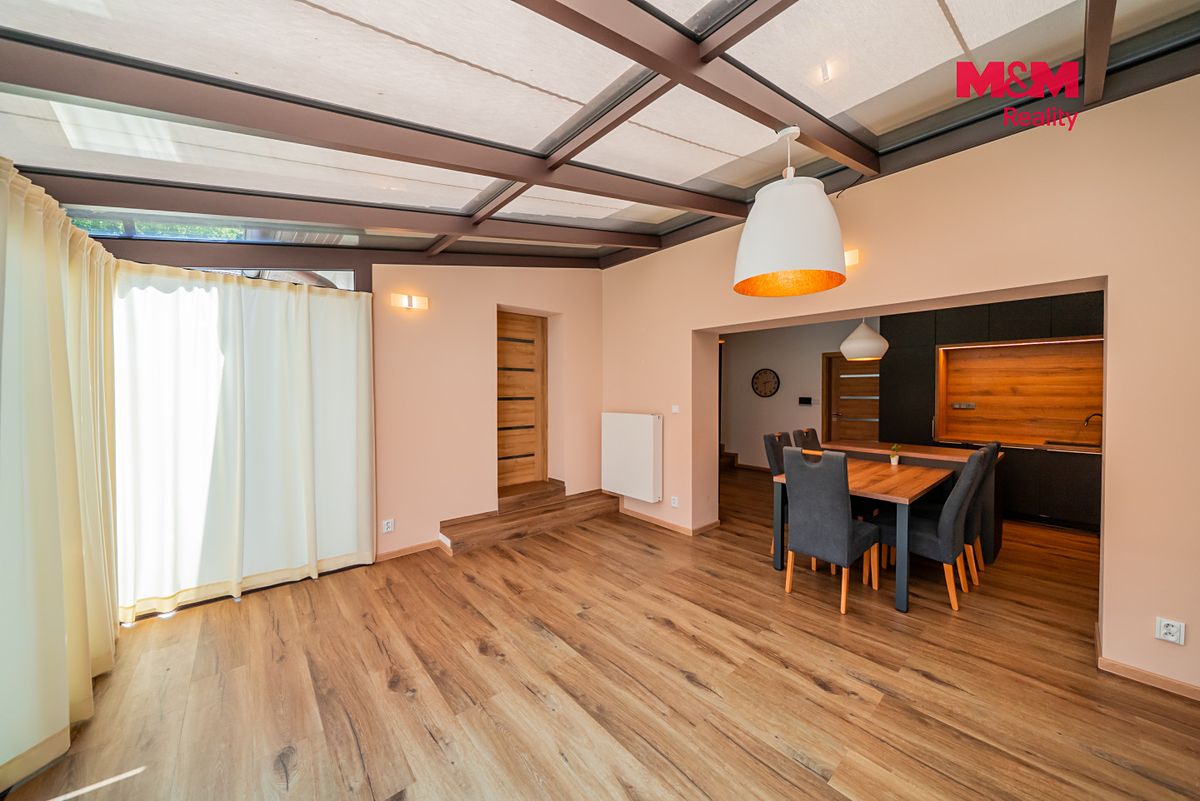 Prodej rodinného domu 170 m², pozemek 1928 m² – fotografie 3