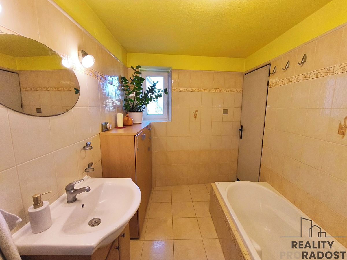 Prodej rodinného domu 187 m², pozemek 507 m² – fotografie 4