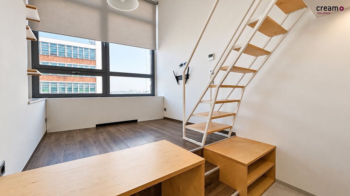 Pronájem bytu 1+kk 41 m² – fotografie 3