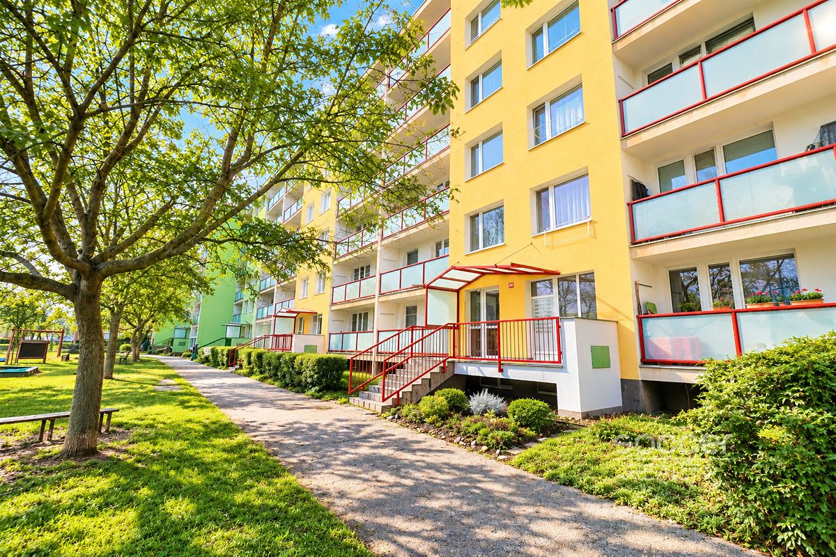 Pronájem bytu 3+kk 70 m² – fotografie 3