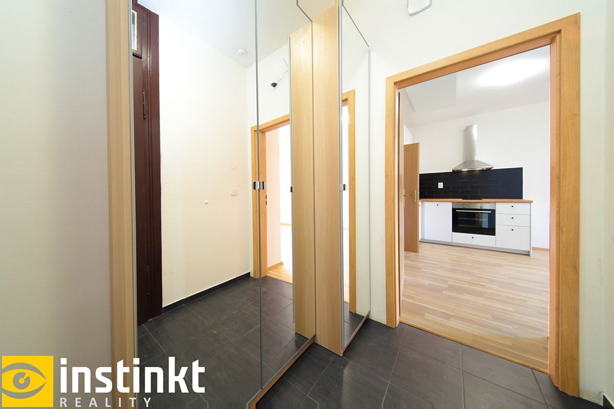 Pronájem bytu 1+kk 36 m² – fotografie 4