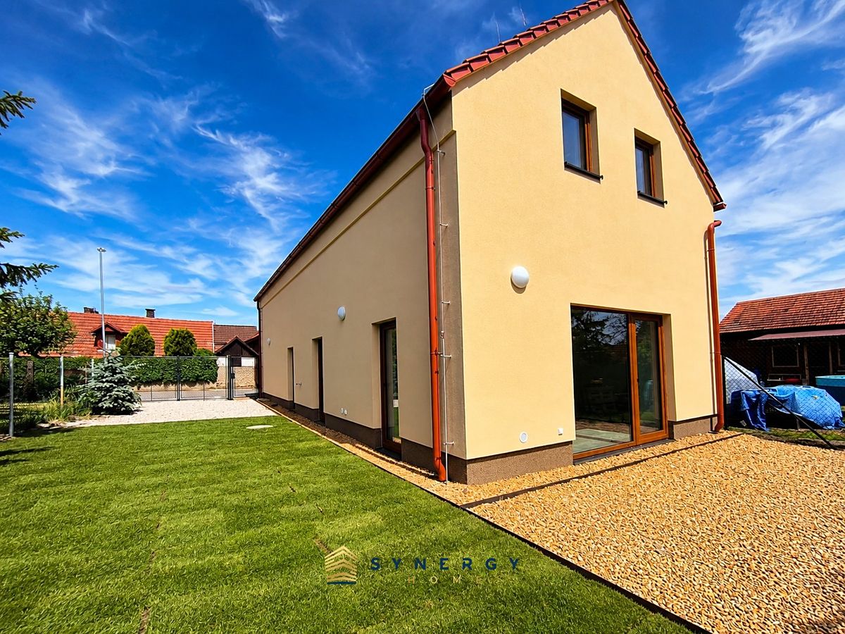 Prodej rodinného domu 130 m², pozemek 229 m²
