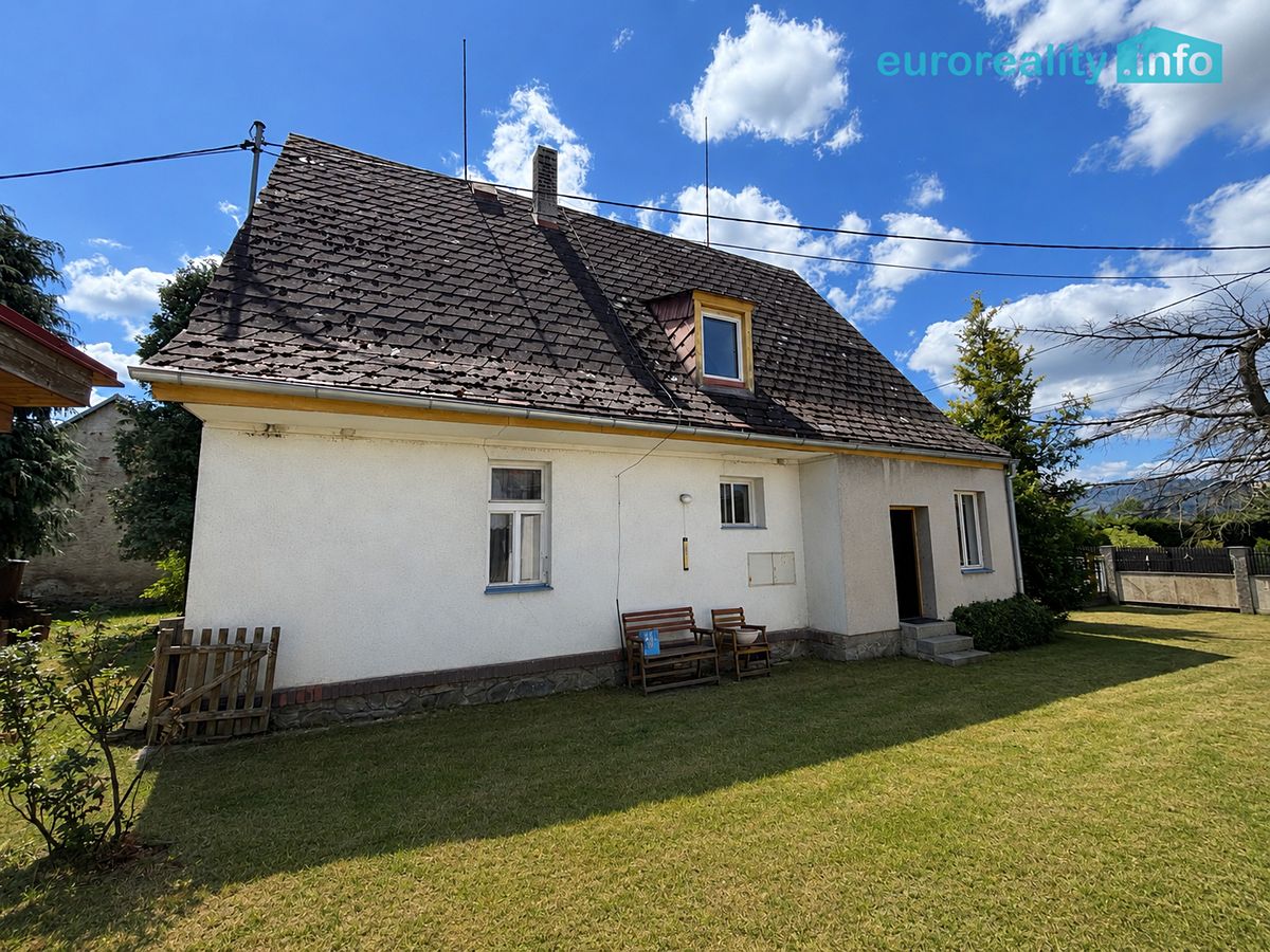 Prodej rodinného domu 120 m², pozemek 1332 m² – fotografie 4