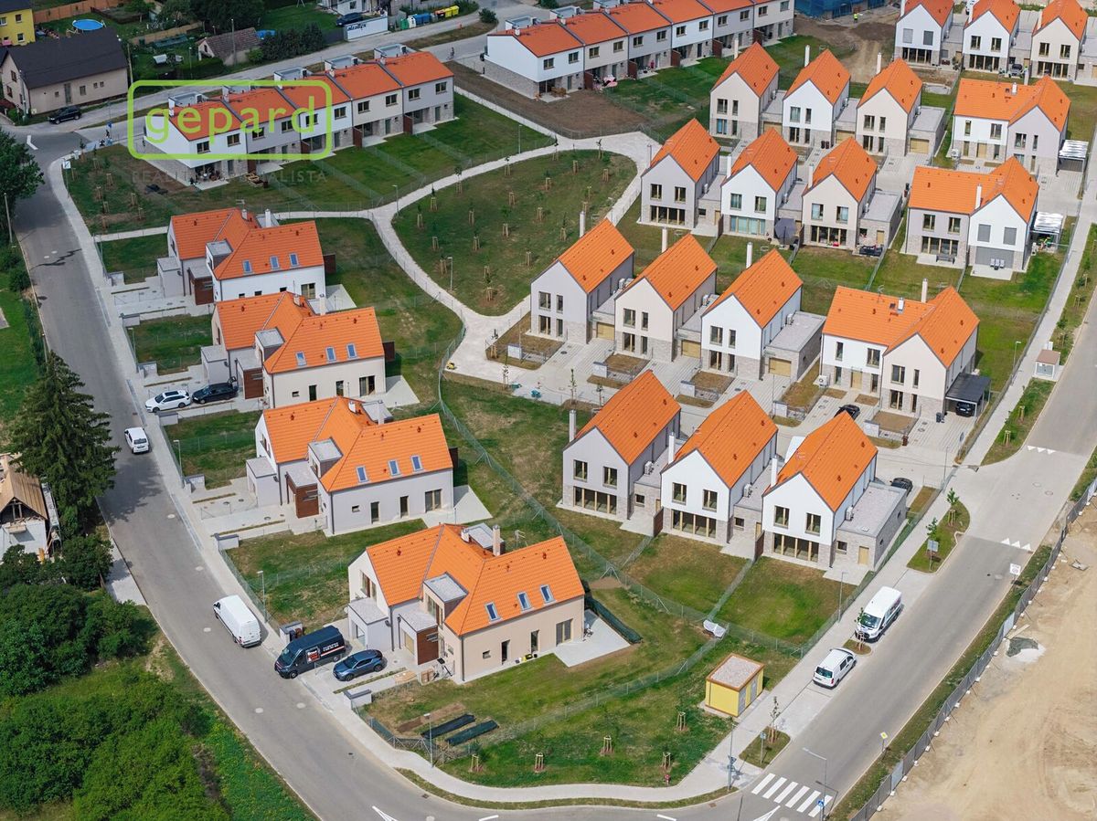 Prodej rodinného domu 157 m², pozemek 341 m² – fotografie 3