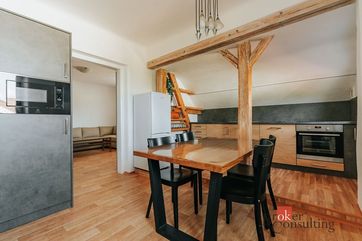 Pronájem bytu 2+1 60 m²