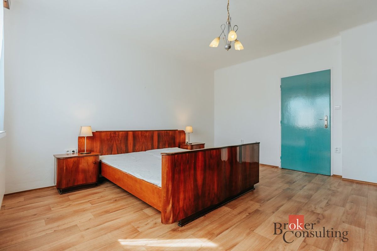 Pronájem bytu 2+1 60 m² – fotografie 4