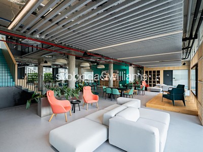 Комерційне приміщення в оренду, 706 м² (2 з 17)