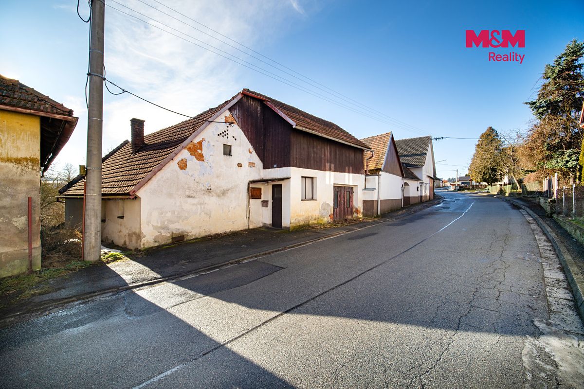 Prodej rodinného domu 125 m², pozemek 1402 m² – fotografie 2