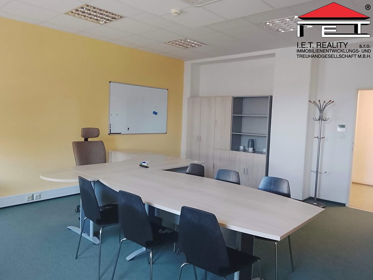 Pronájem kanceláře 227 m², Vratimov – fotka 1 z 3