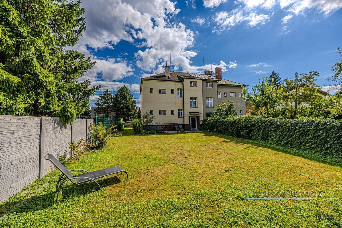 Prodej rodinného domu 170 m², pozemek 448 m² – fotografie 2