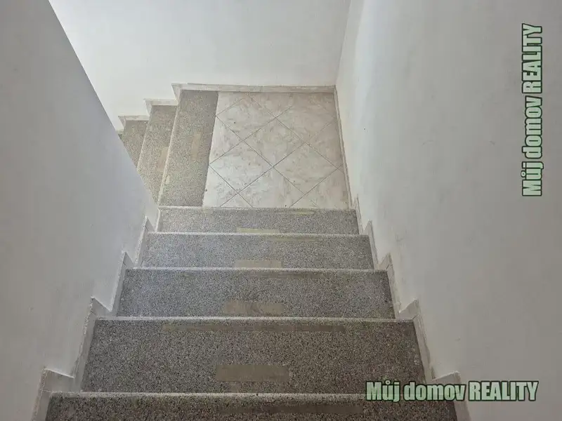 Pronájem obchodního prostoru 300 m², Žatec – náhled fotky 2