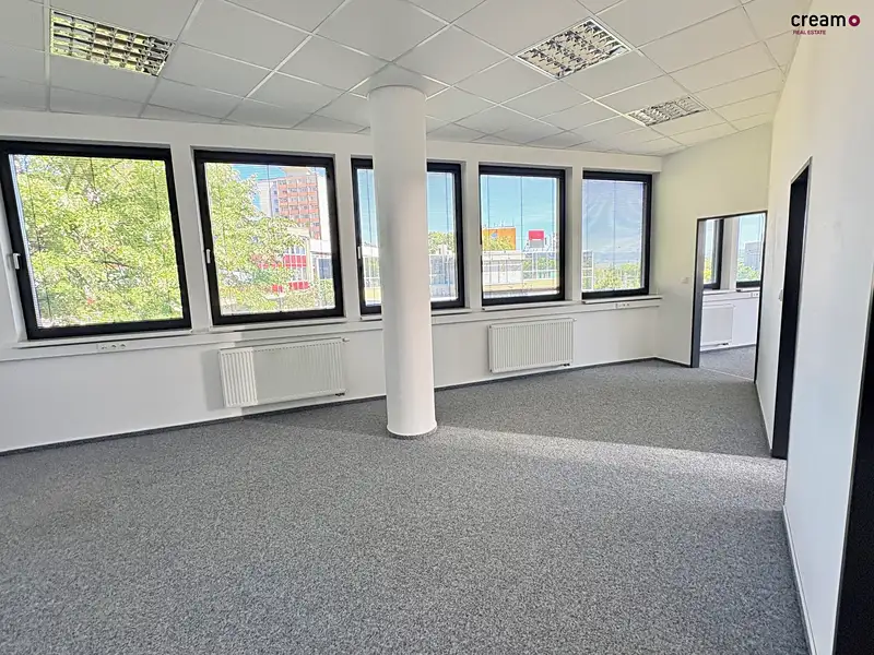 Pronájem kanceláře 72 m², Most – náhled fotky 3