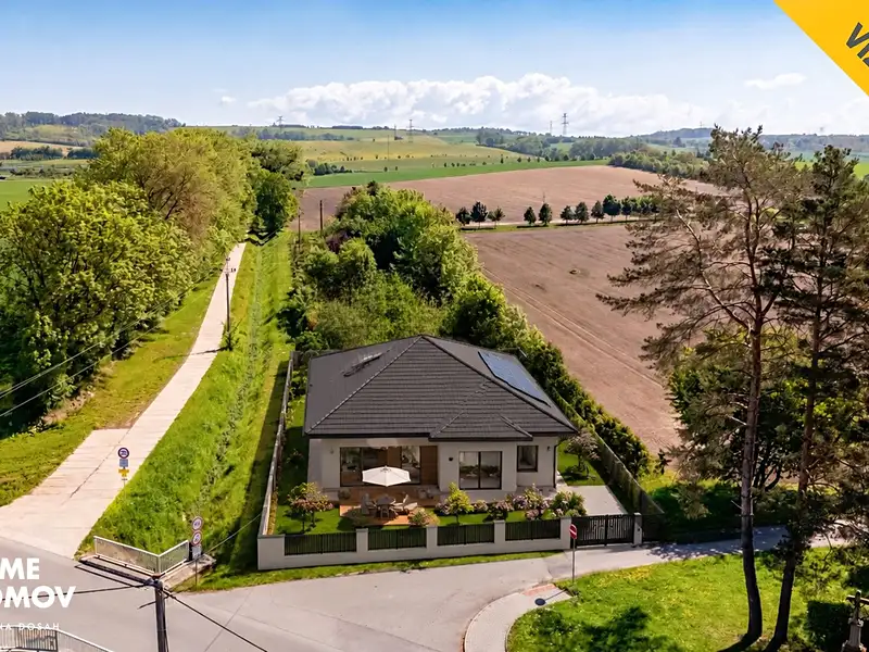 Prodej stavebního pozemku 4049 m², Tlumačov – náhled fotky 3