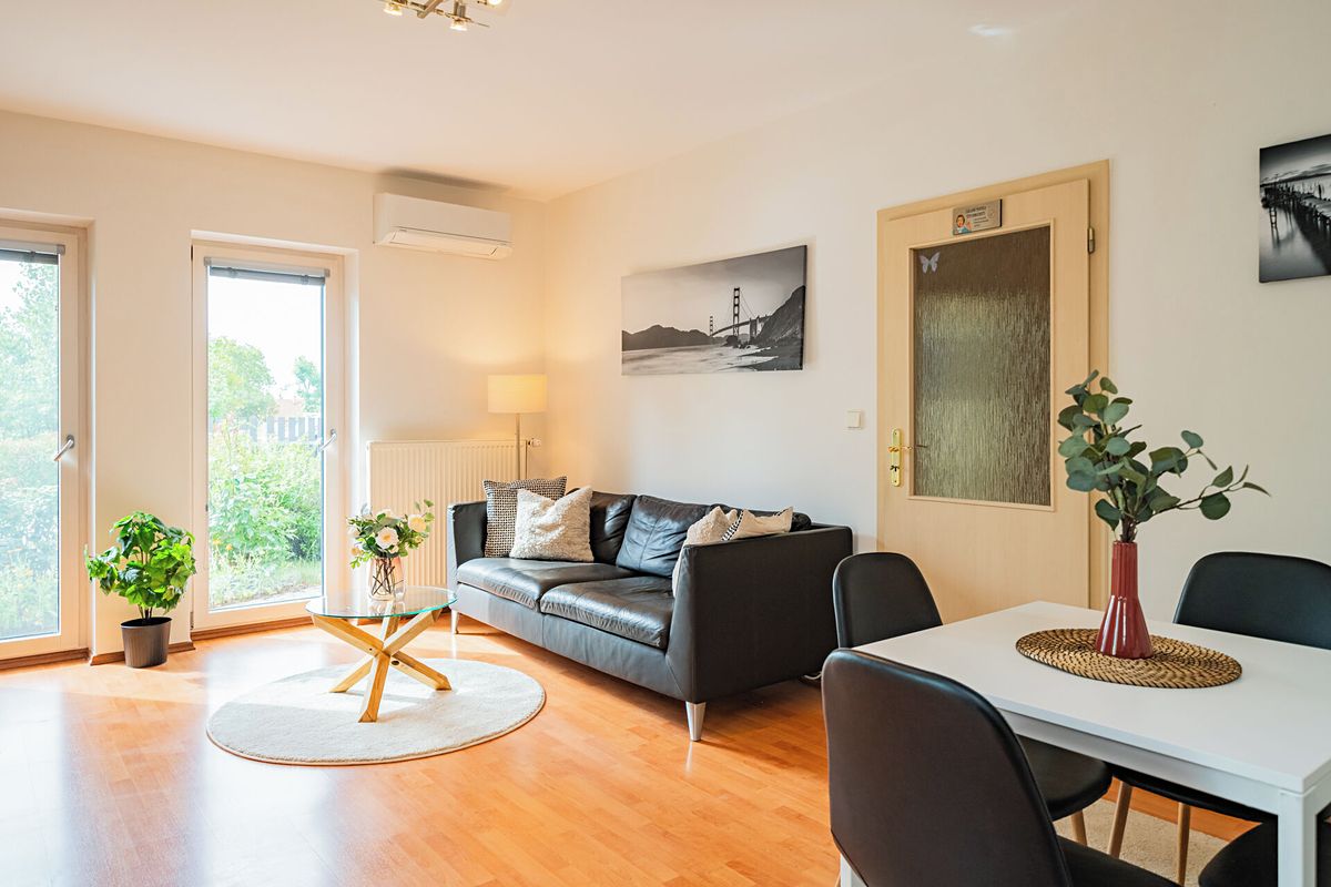 Prodej rodinného domu 93 m², pozemek 182 m² – fotografie 2