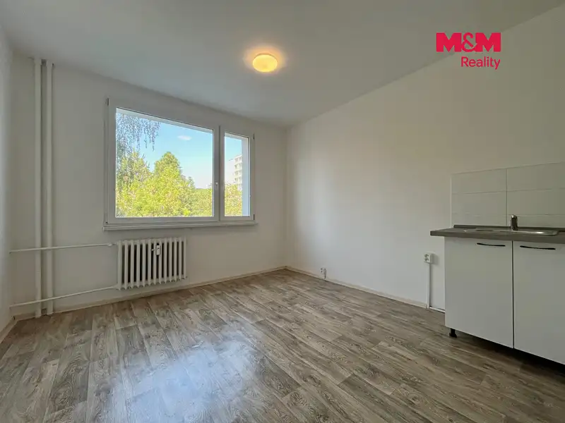 Prodej bytu 1+1 35 m², Bílina – náhled fotky 3