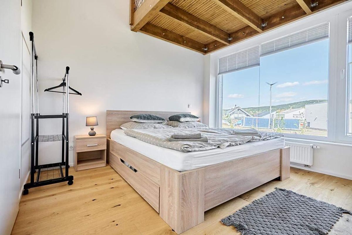 Prodej rodinného domu 84 m², pozemek 139 m² – fotografie 2