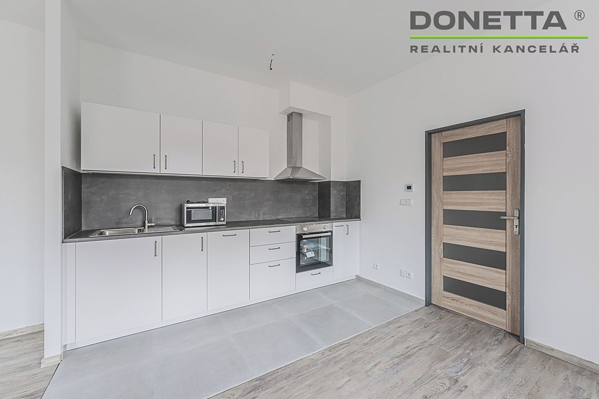 Pronájem bytu 1+kk 41 m² – fotografie 5