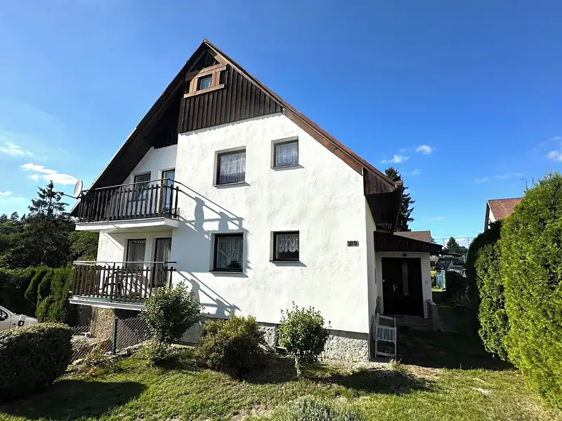 Prodej rodinného domu 168 m², pozemek 492 m², Humpolec – náhled fotky 2