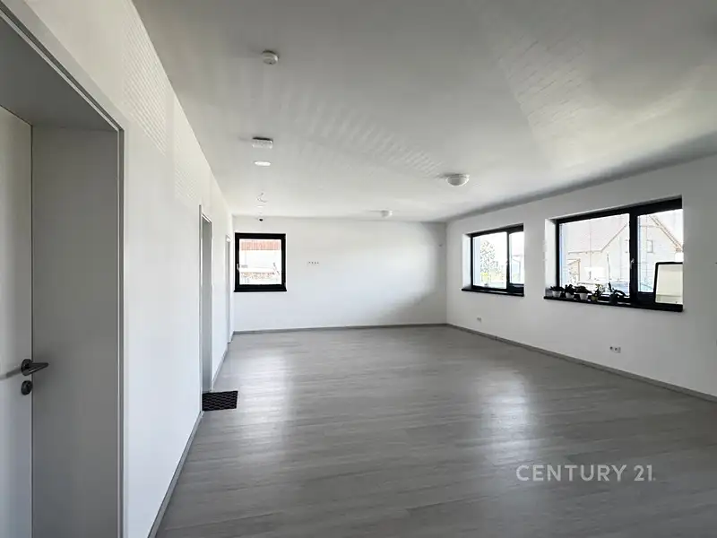 Prodej vícegeneračního domu 256 m², pozemek 905 m², Čtveřín – náhled fotky 3