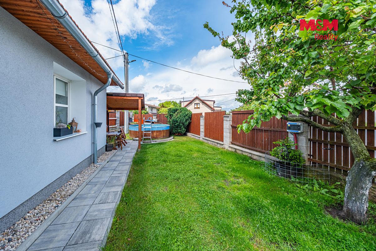 Prodej rodinného domu 76 m², pozemek 437 m² – fotografie 2
