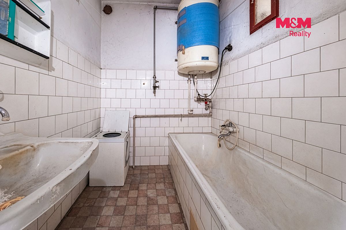 Prodej rodinného domu 130 m², pozemek 1274 m² – fotografie 5