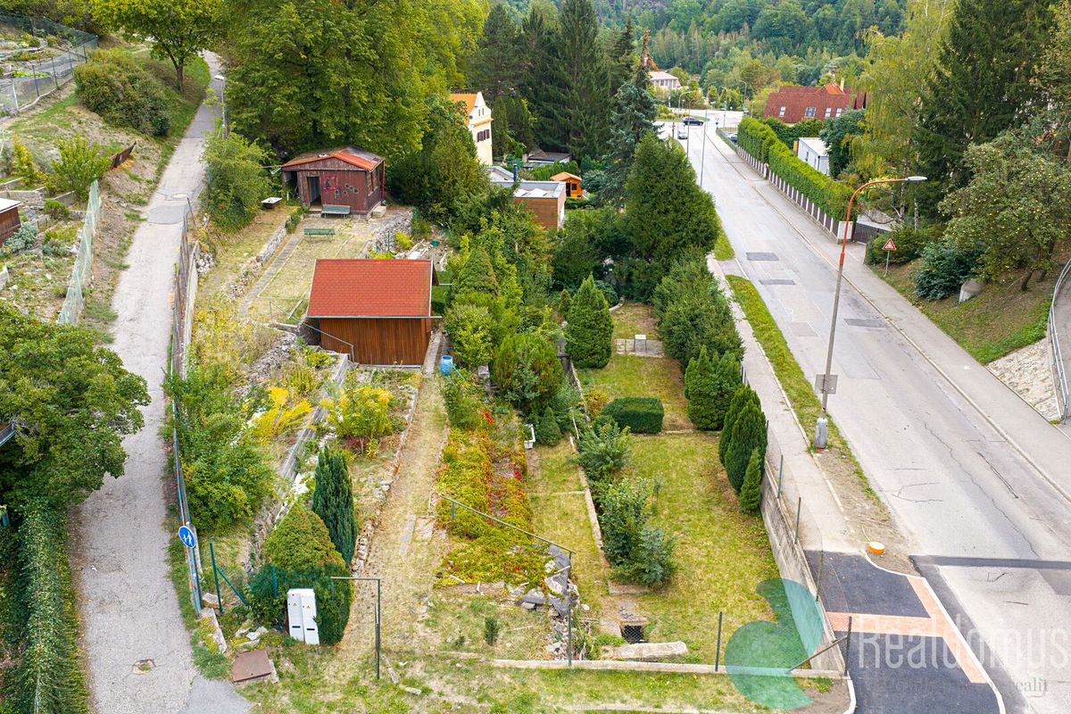 Prodej zahrady 989 m² – fotografie 3