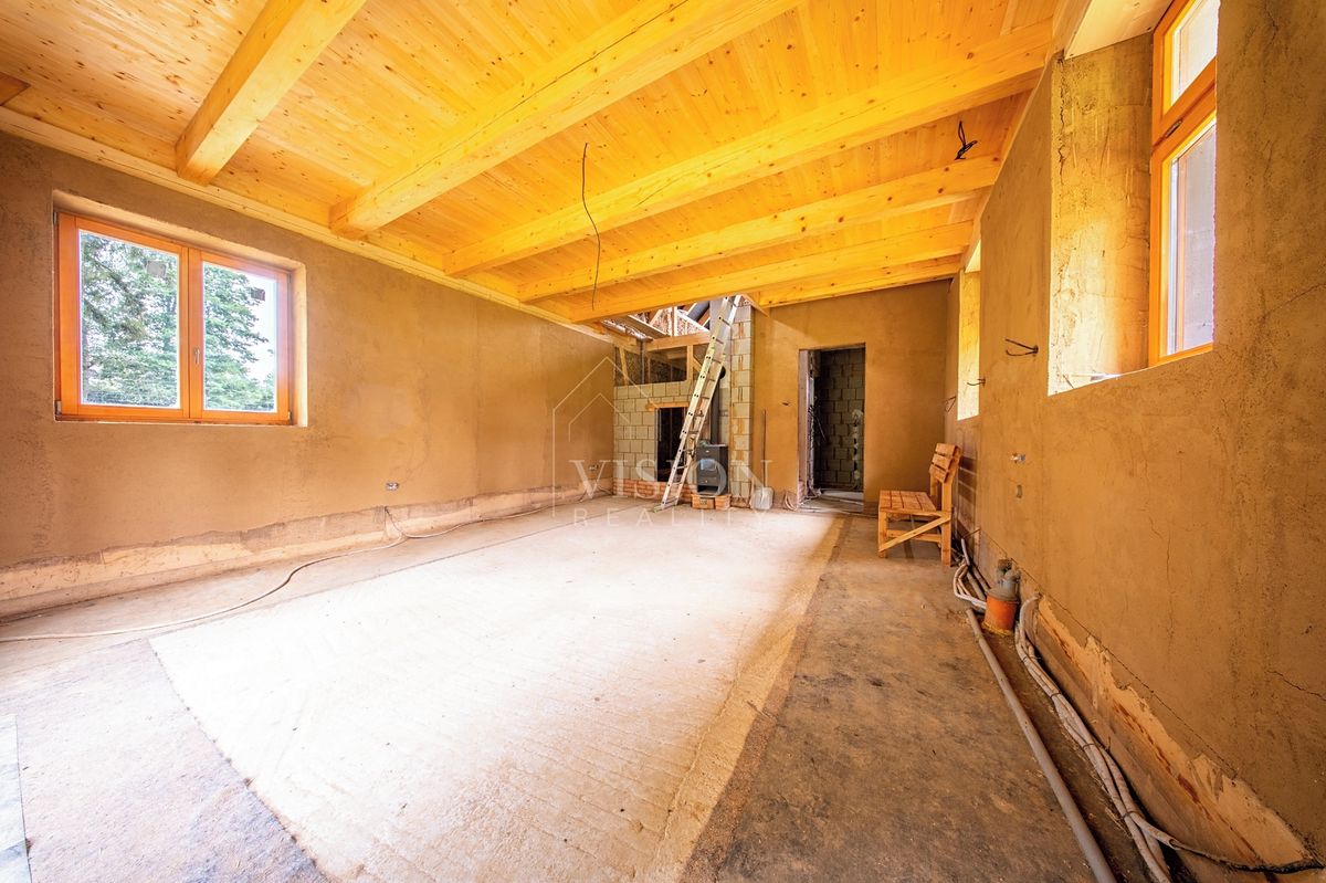 Prodej rodinného domu 121 m², pozemek 1200 m² – fotografie 2