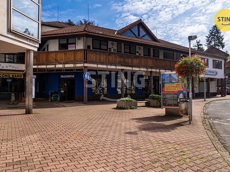 Prodej komerčního prostoru, 1 400 m² (6 z 44)