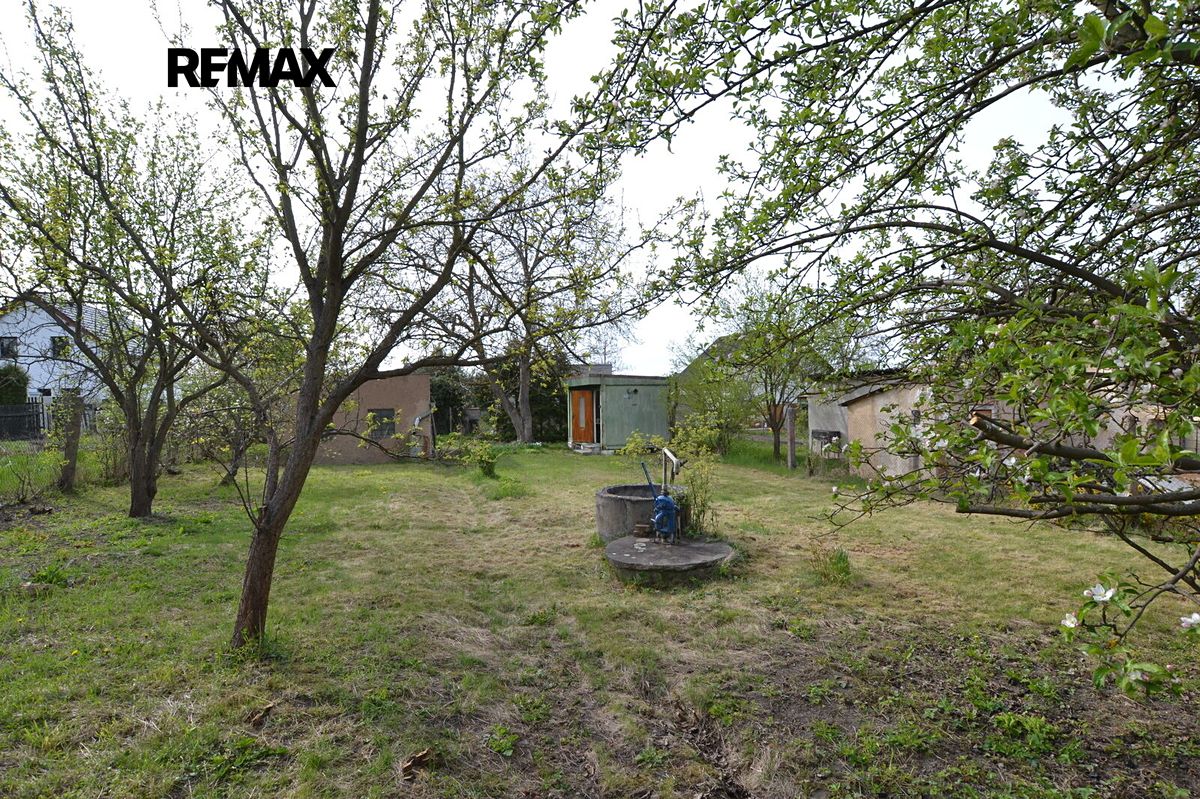 Prodej stavebního pozemku 586 m² – fotografie 4