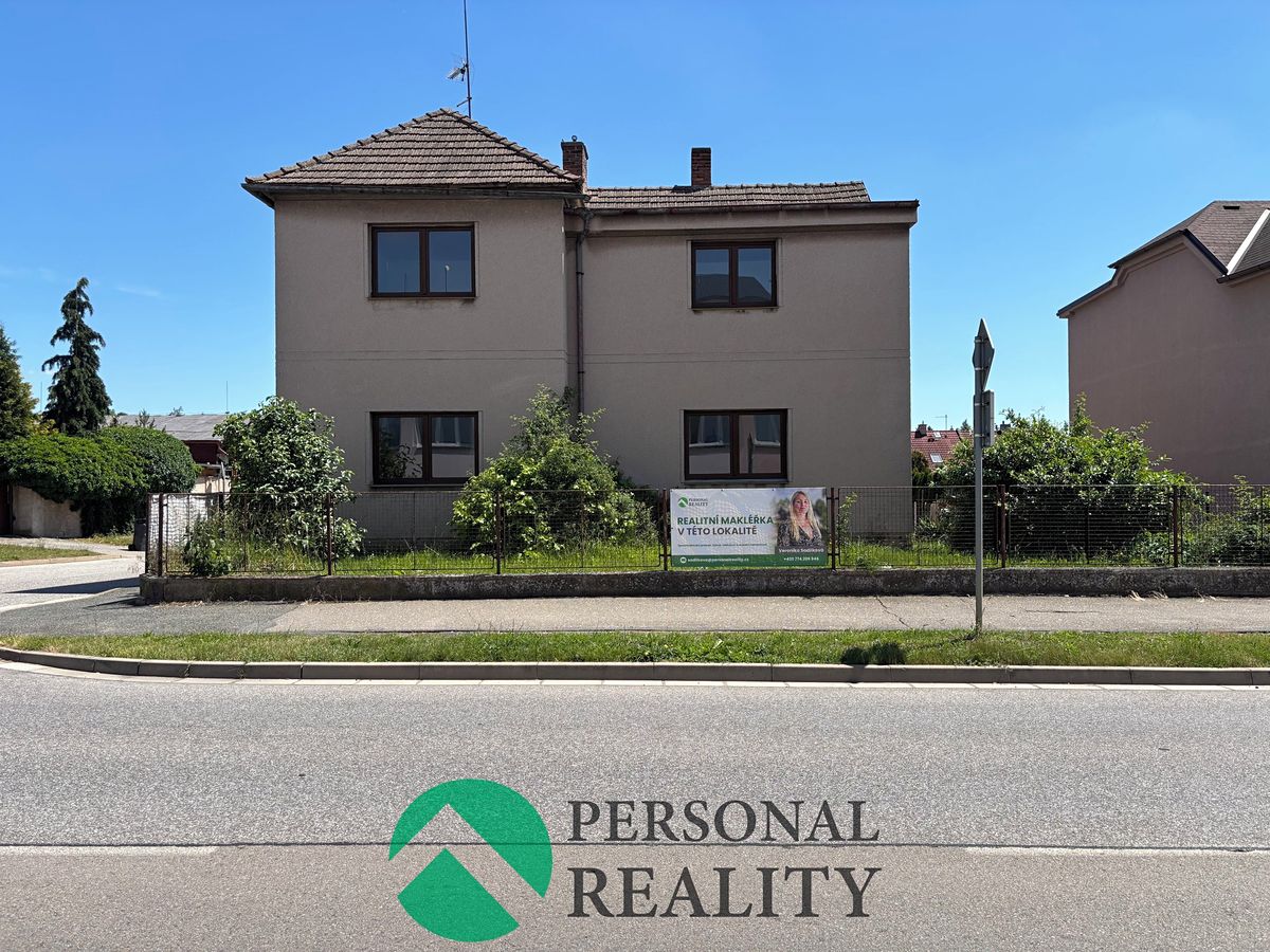 Prodej rodinného domu 195 m², pozemek 465 m² – fotografie 2