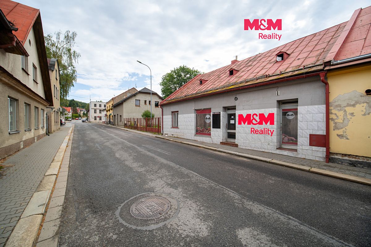 Prodej rodinného domu 214 m², pozemek 144 m²