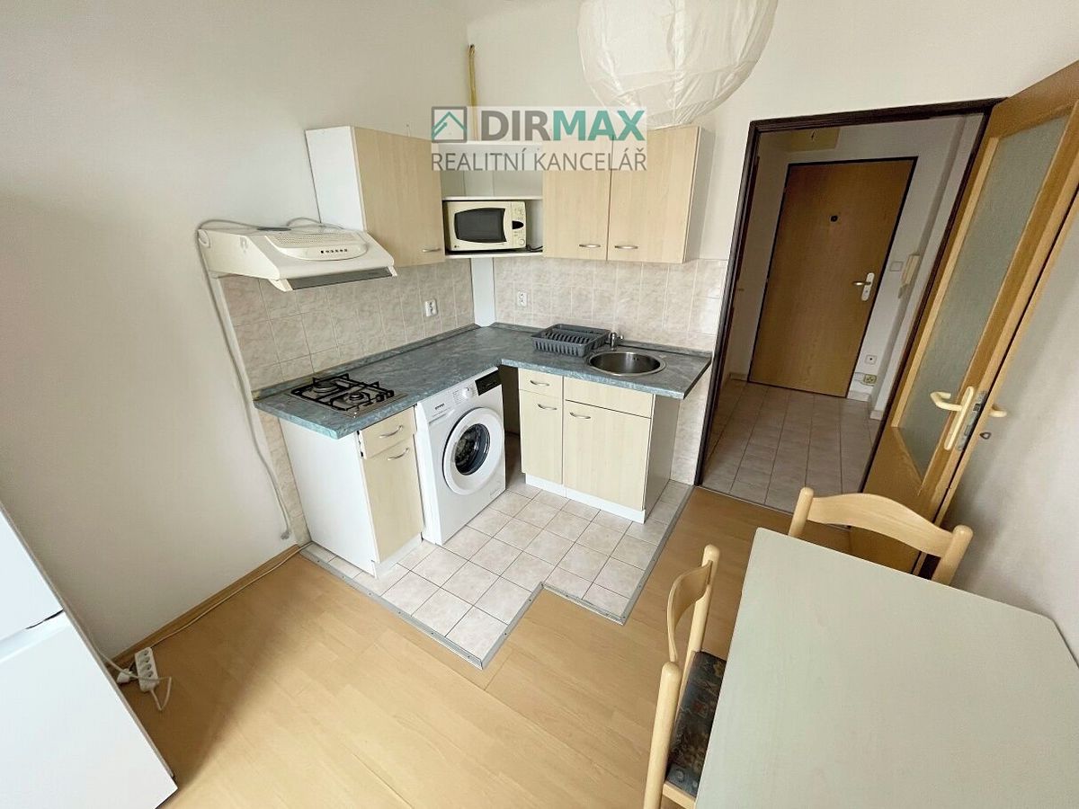 Pronájem bytu 1+1 30 m² – fotografie 2