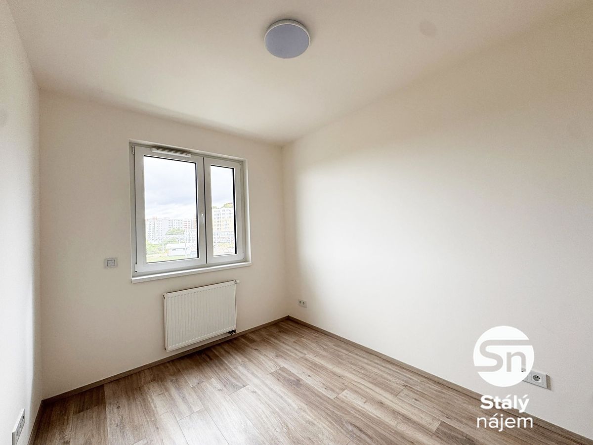 Pronájem bytu 2+kk 48 m² – fotografie 4