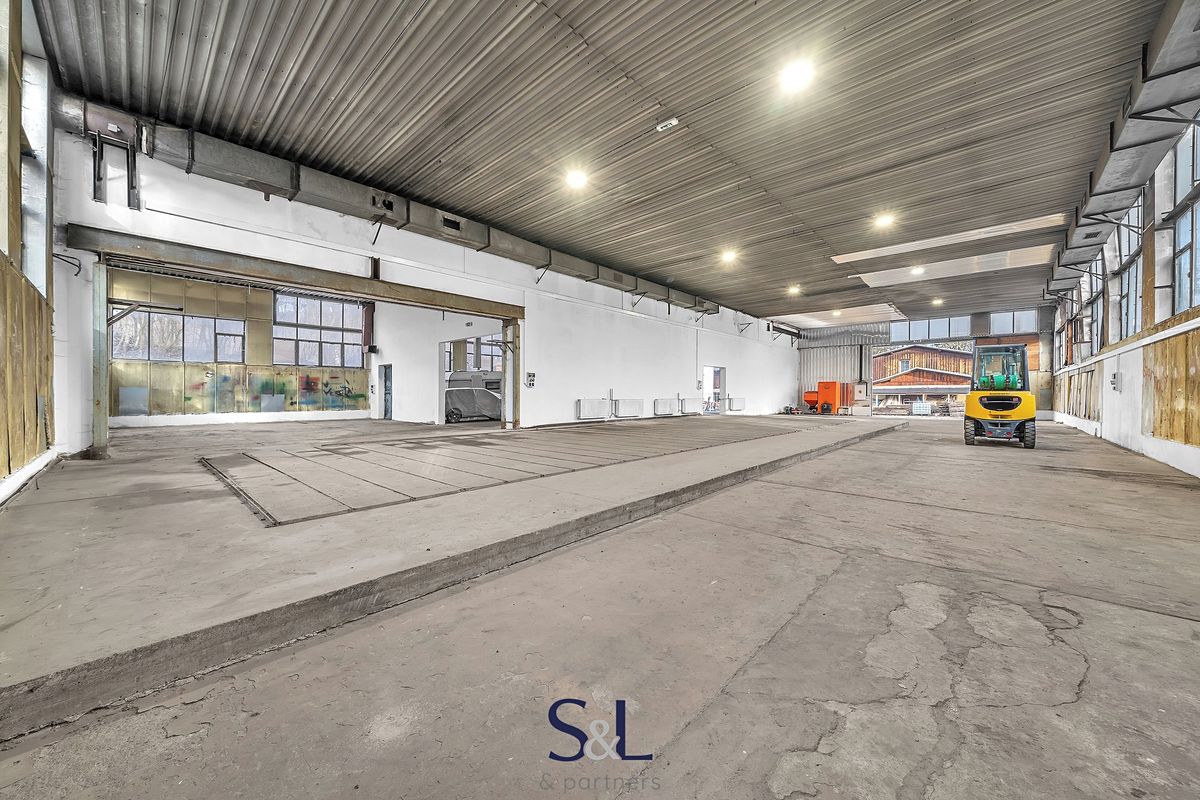 Prodej výrobní haly, prostoru 315 m² – fotografie 3
