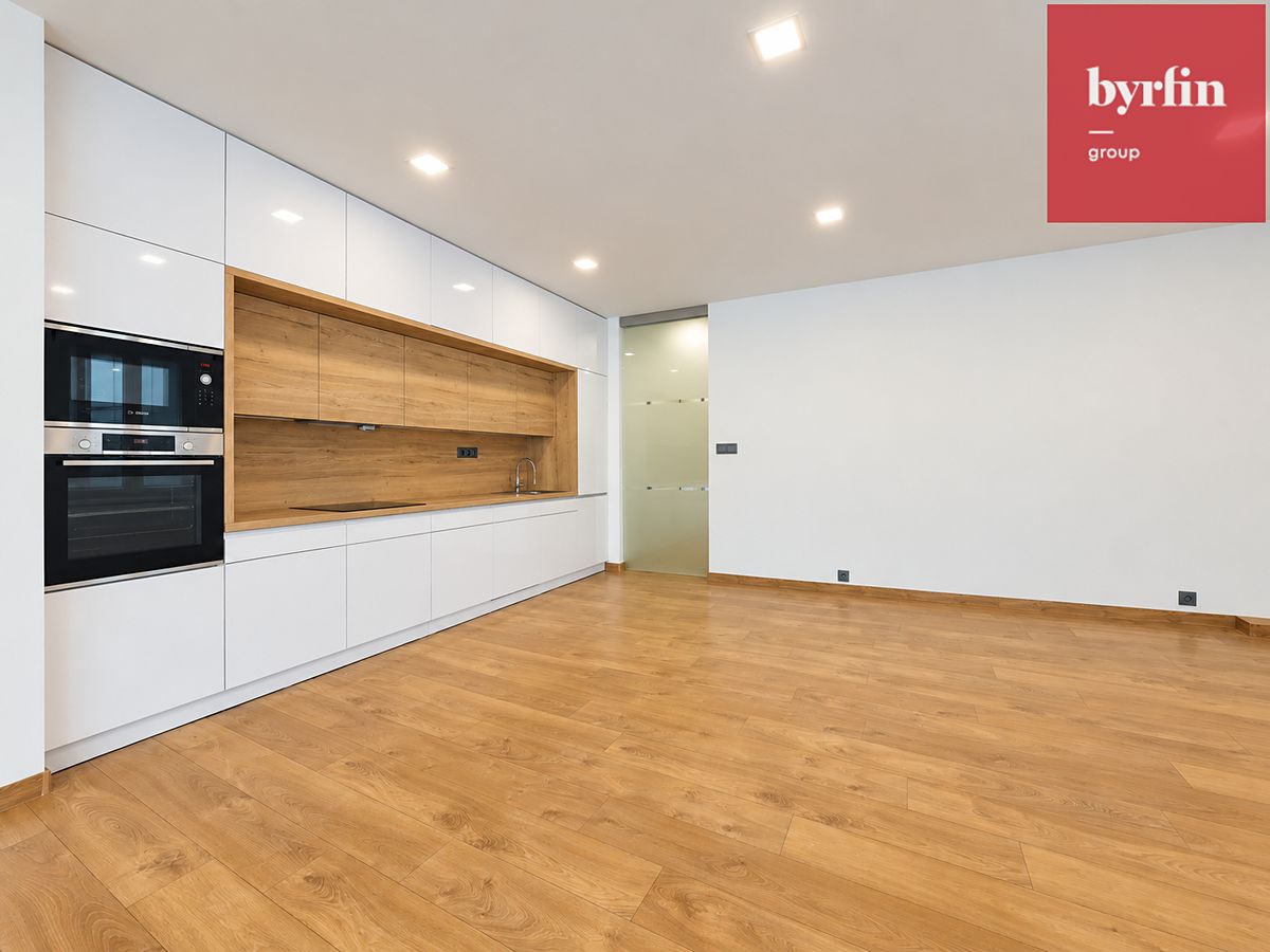 Pronájem bytu 2+kk 86 m²