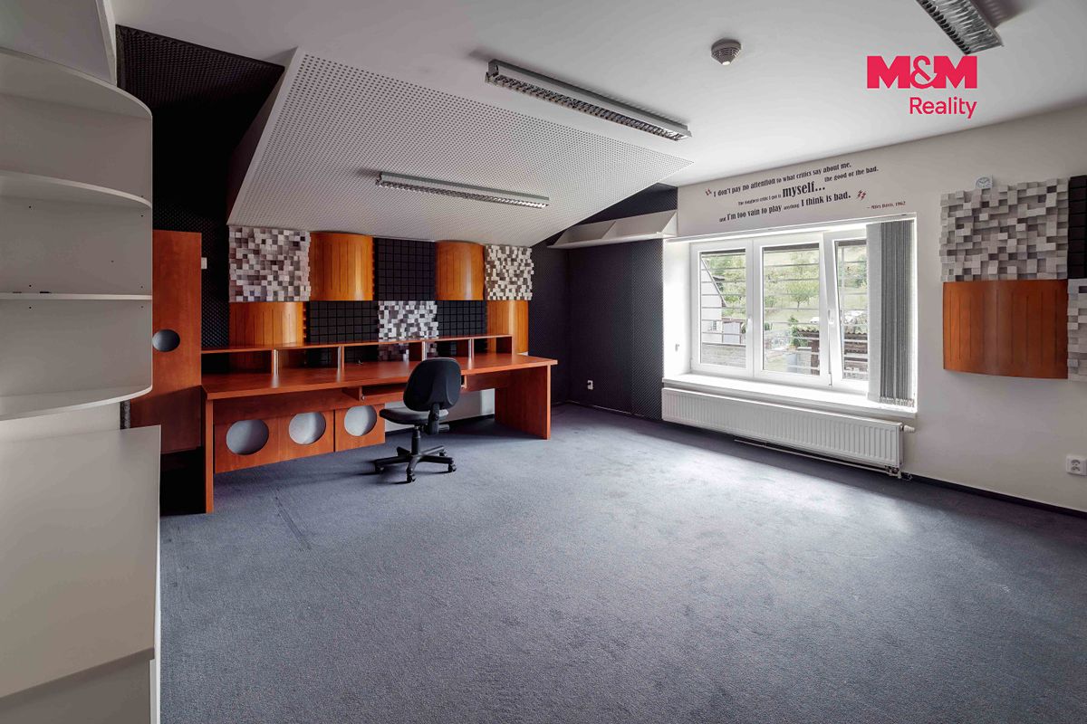 Prodej rodinného domu 116 m², pozemek 760 m² – fotografie 3