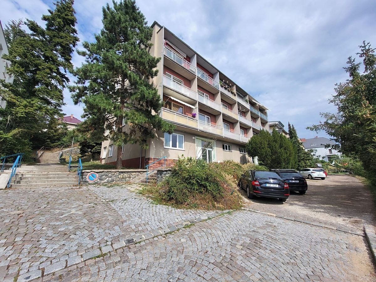 Pronájem bytu 2+1 50 m² – fotografie 2