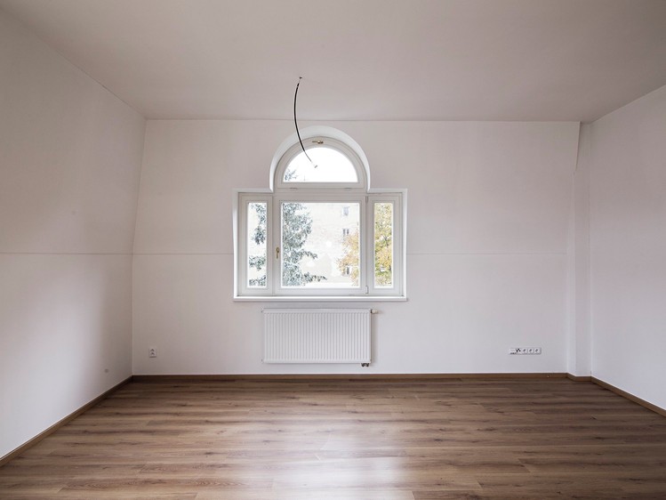 Квартира 4+kk на продаж, 110 м² (24 з 34)