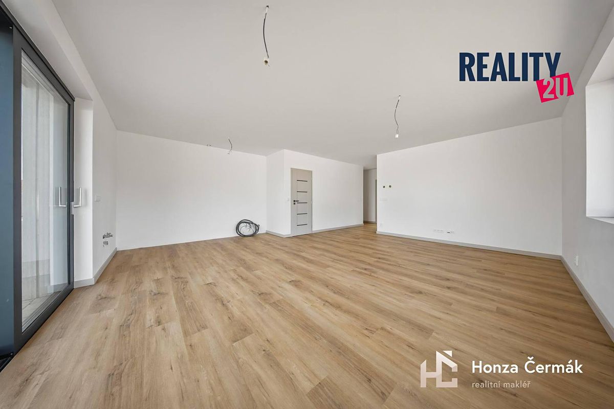 Prodej rodinného domu 109 m², pozemek 319 m² – fotografie 4