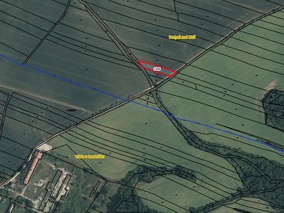 Prodej pole 899 m²