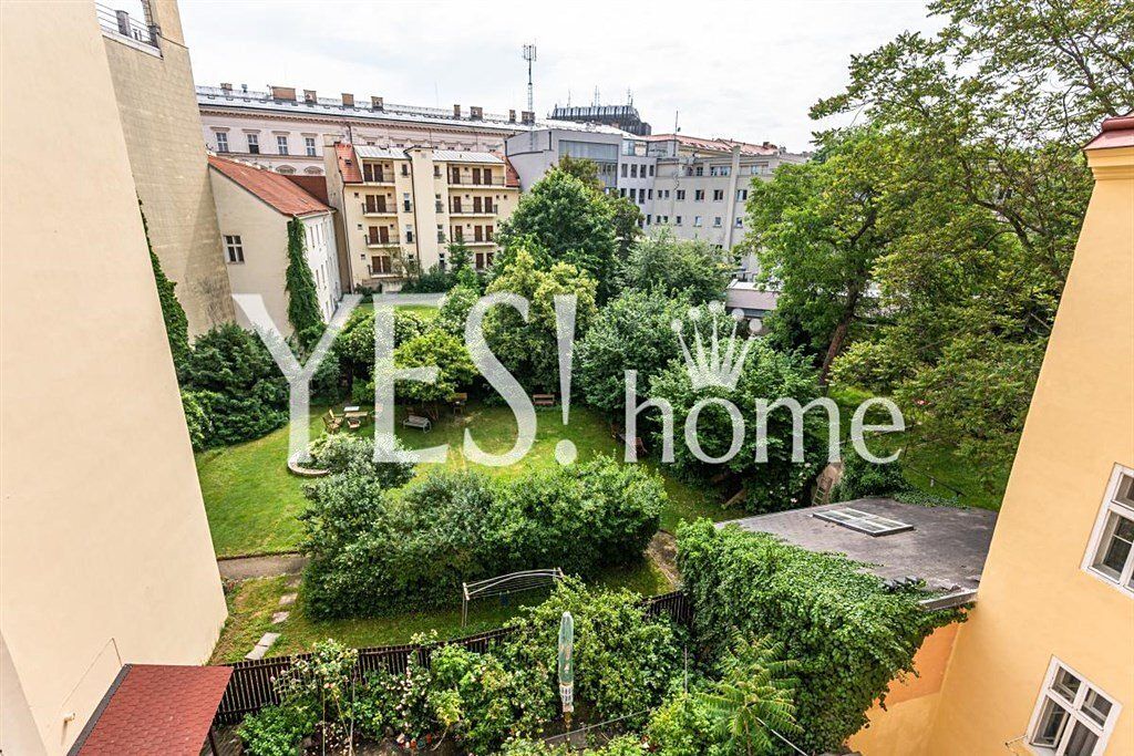 Pronájem bytu 2+kk 37 m² – fotografie 3