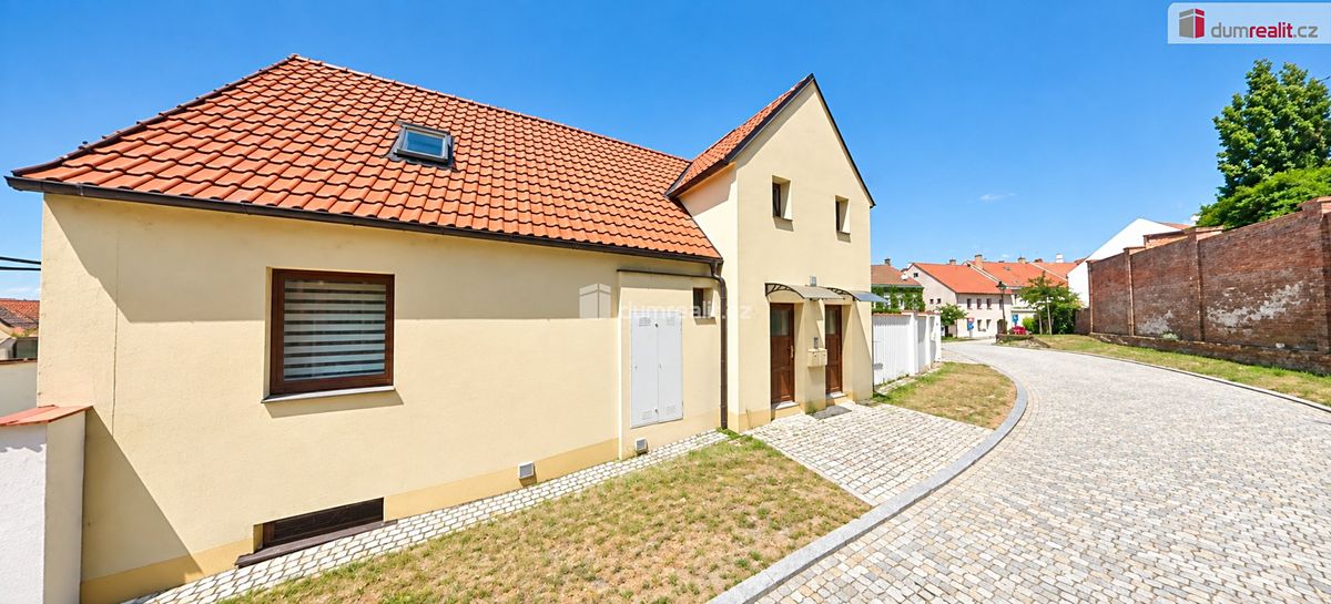 Pronájem bytu 2+1 38 m²