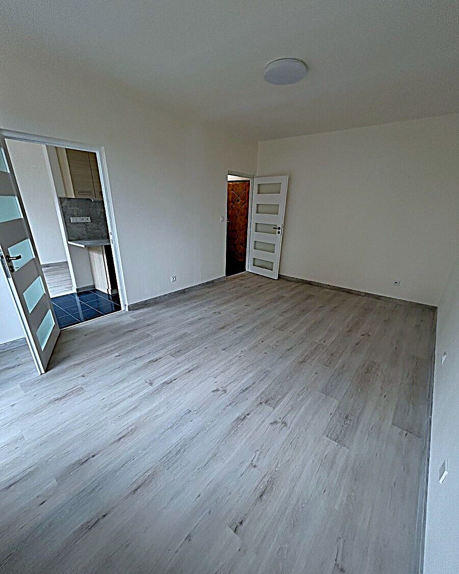 Pronájem bytu 2+kk 40 m², Vodňany – fotka 1 z 3